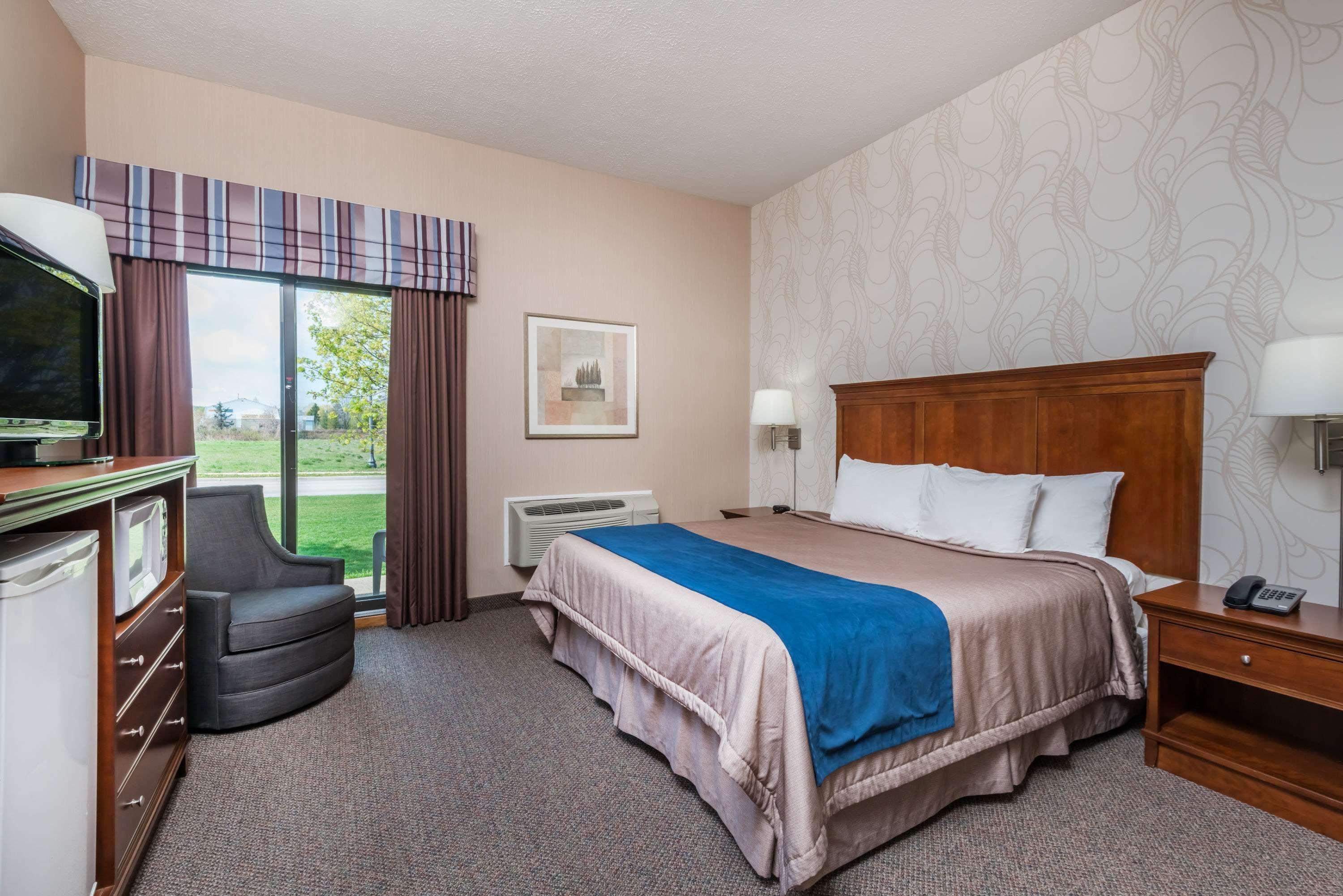 Hotel Super 8 By Wyndham Port Elgin Exterior foto